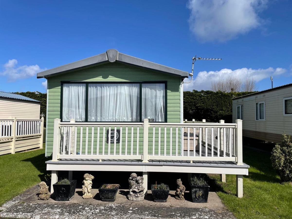 6 Berth Pet Friendly Caravan On Sandy Glade Berrow Zewnętrze zdjęcie