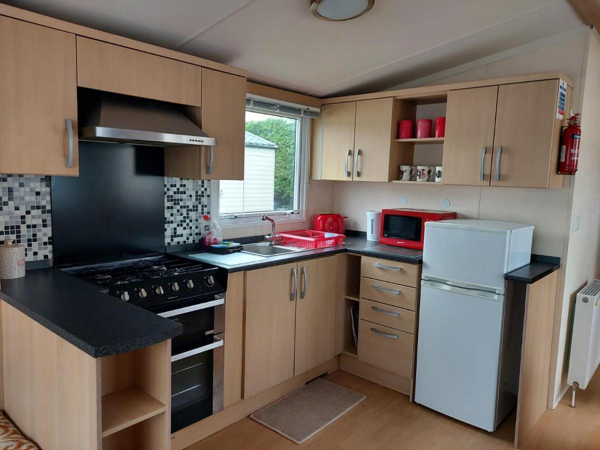 6 Berth Pet Friendly Caravan On Sandy Glade Berrow Zewnętrze zdjęcie